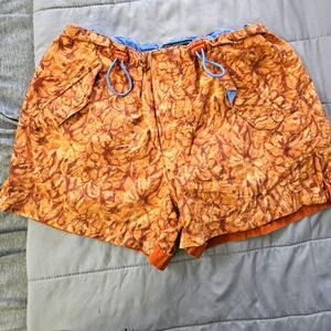 American Eagle Orange Leaf Print Shorts Size 4